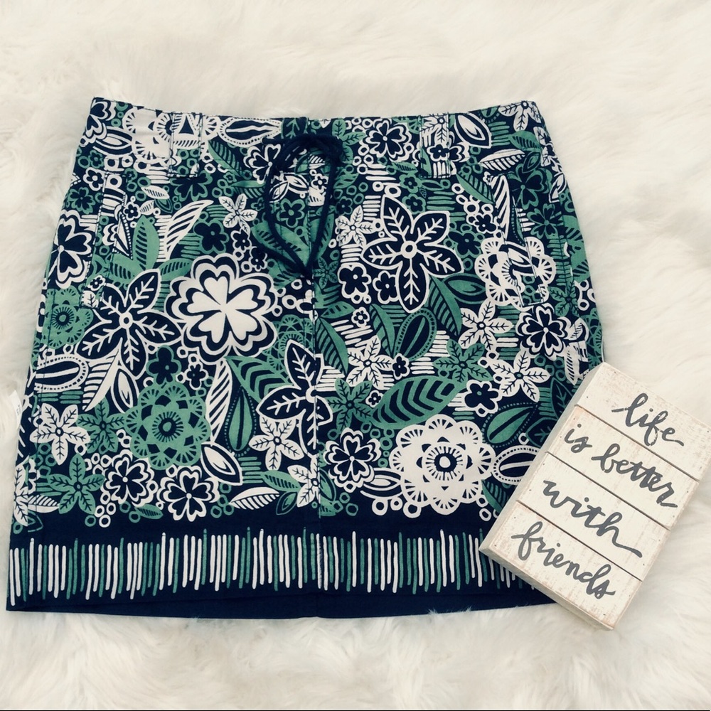 ♥️NWT Loft skirt size 14P (125)